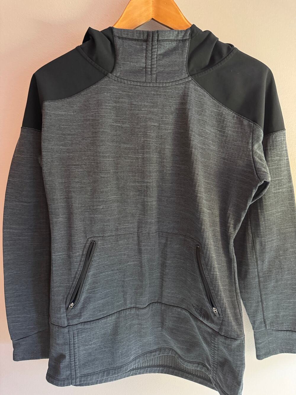 The North Face Wayroute Women’s M Gray Black 1/4 Zip Hooded Fleece Pullove